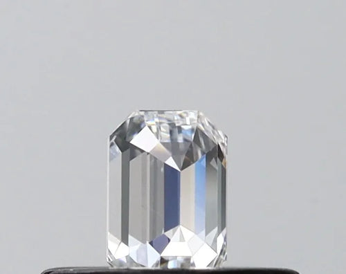 0.19ct Emerald Lab Grown Diamond (Colour D, Clarity VS1, IGI Certified)
