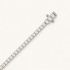 Basket 4-prong white-gold tennis bracelet with closed clasp