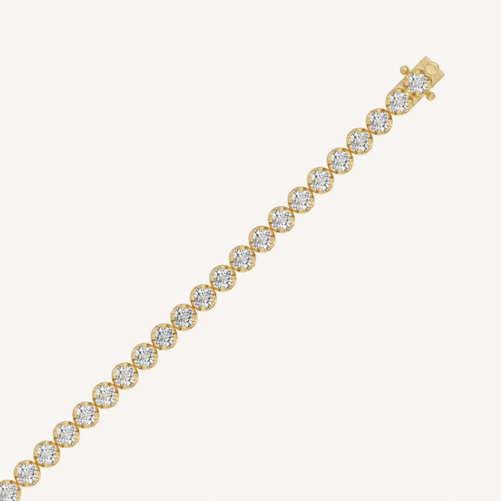 Microfusion lab-grown diamond tennis bracelet, clasp and setting detail