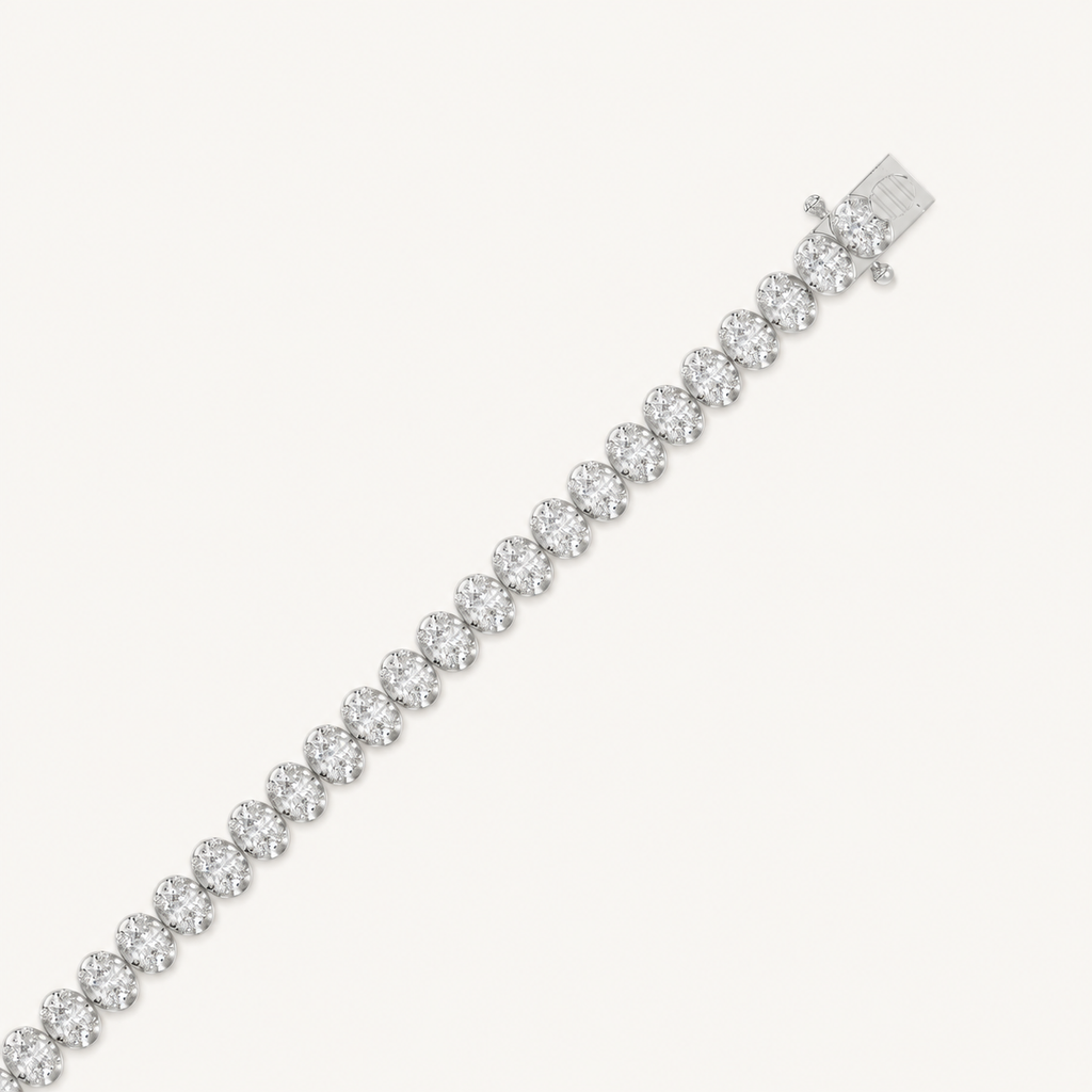 Oval-cut lab-grown diamond tennis bracelet in white gold, closed clasp detail